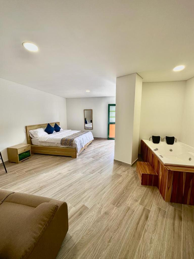 Alto Verde Hotel Guatape Luaran gambar